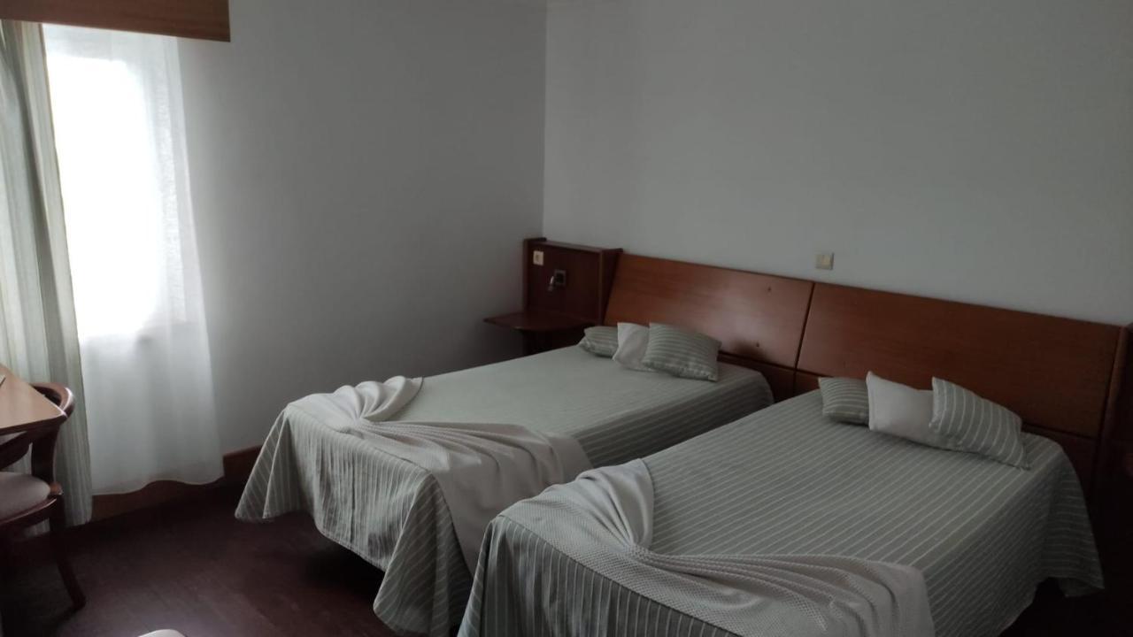 Hotel Comodoro Корву Екстер'єр фото